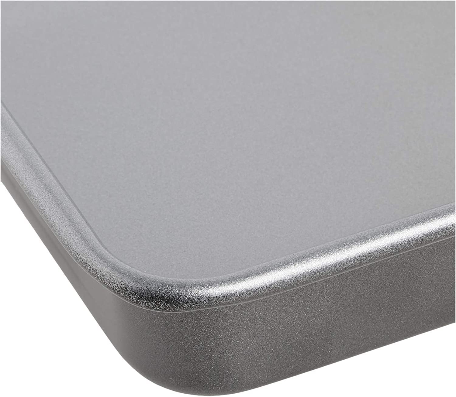 Cuisinart 9-Inch Chef's Classic Nonstick Bakeware Square Cake Pan, Silver - Image 4